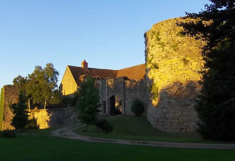 Château d'Étrabonne — photo 1