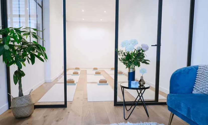 tiny studio — photo 4