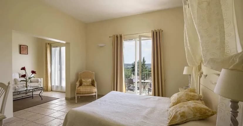 Le Clos De Pradines - Hotel - Uzès, Gard — photo 3