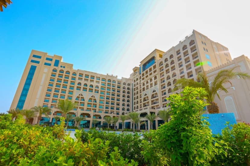 Al Bahar Hotel & Resort
